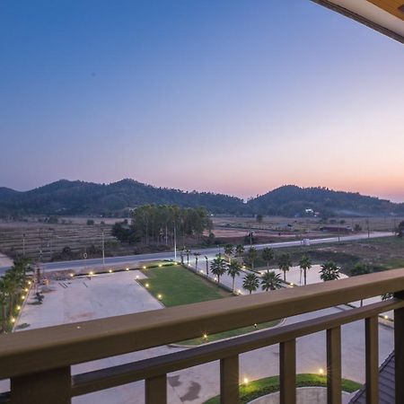 Sann View Hotel Thoeng Eksteriør billede