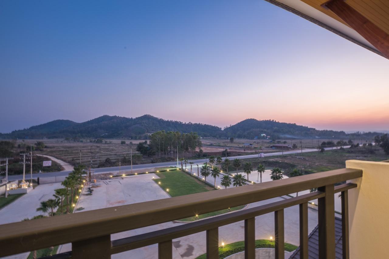Sann View Hotel Thoeng Eksteriør billede